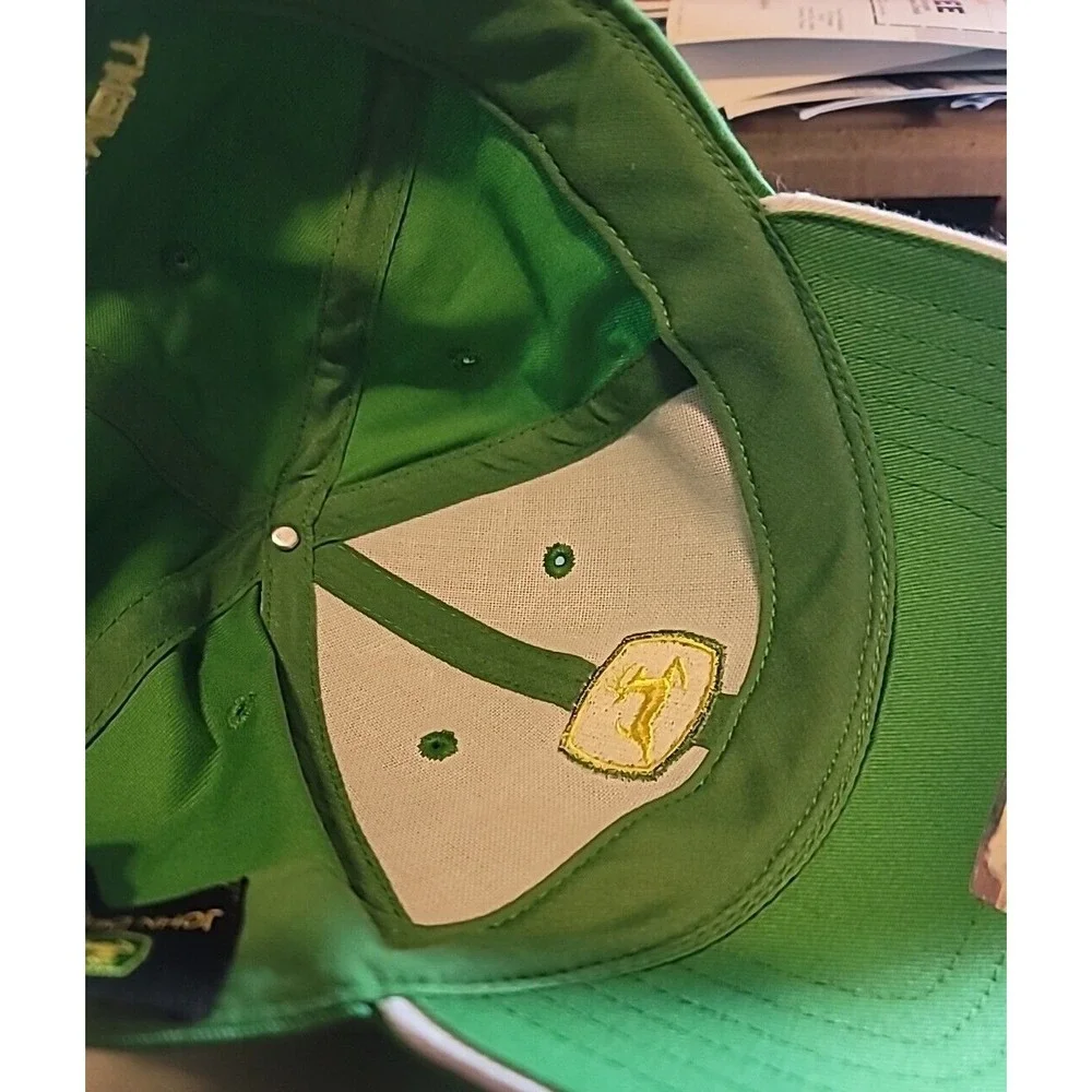John Deere Hat/Bowed Logo Frame/ Hologram preowned Embr Company Promo On Back
